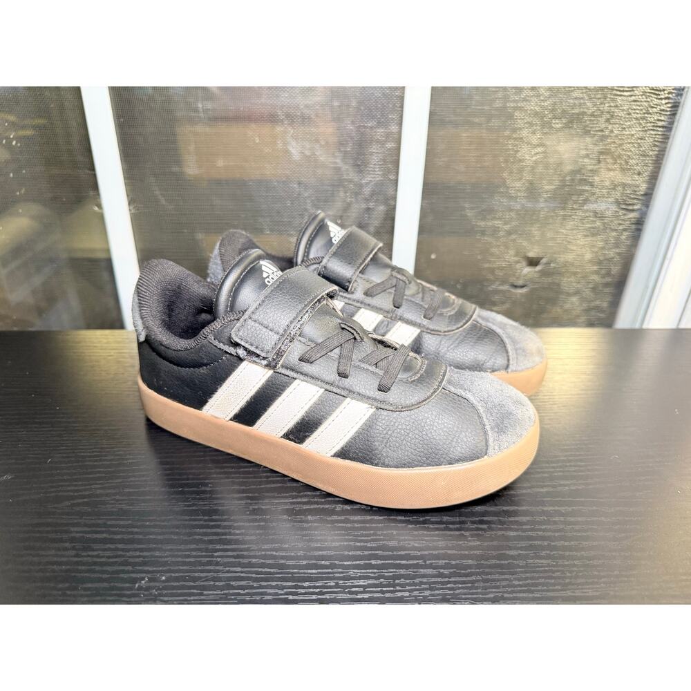 Adidas Kids Sneakers Black White Gum Sole Hook Loop Shoe Size 3K Easy On No Tie